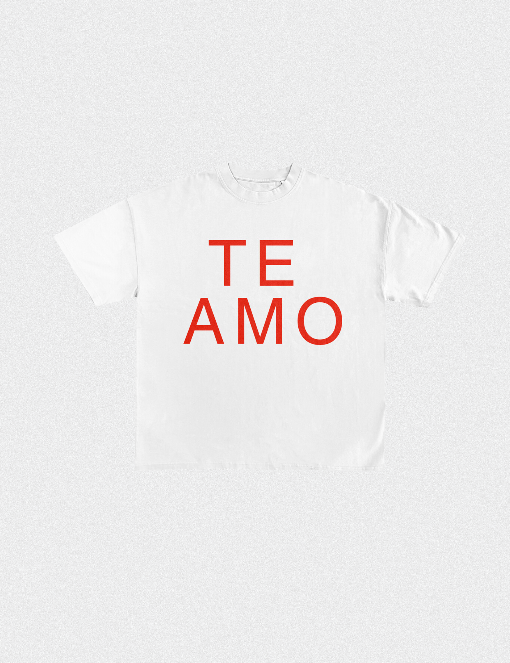 "TE AMO" TEE